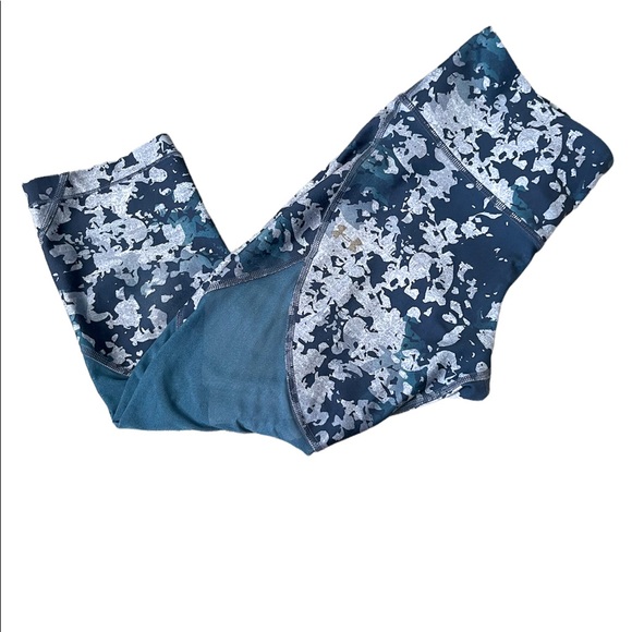 Under Armour Mesh Capri Silver Metallic Print - Picture 2 of 5